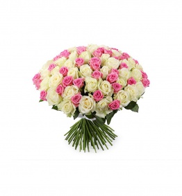 Bouquet of lilac roses