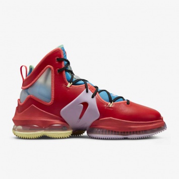 Nike Lebron carnival