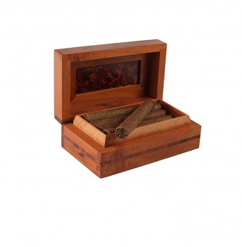 Beigefarbener Mantel